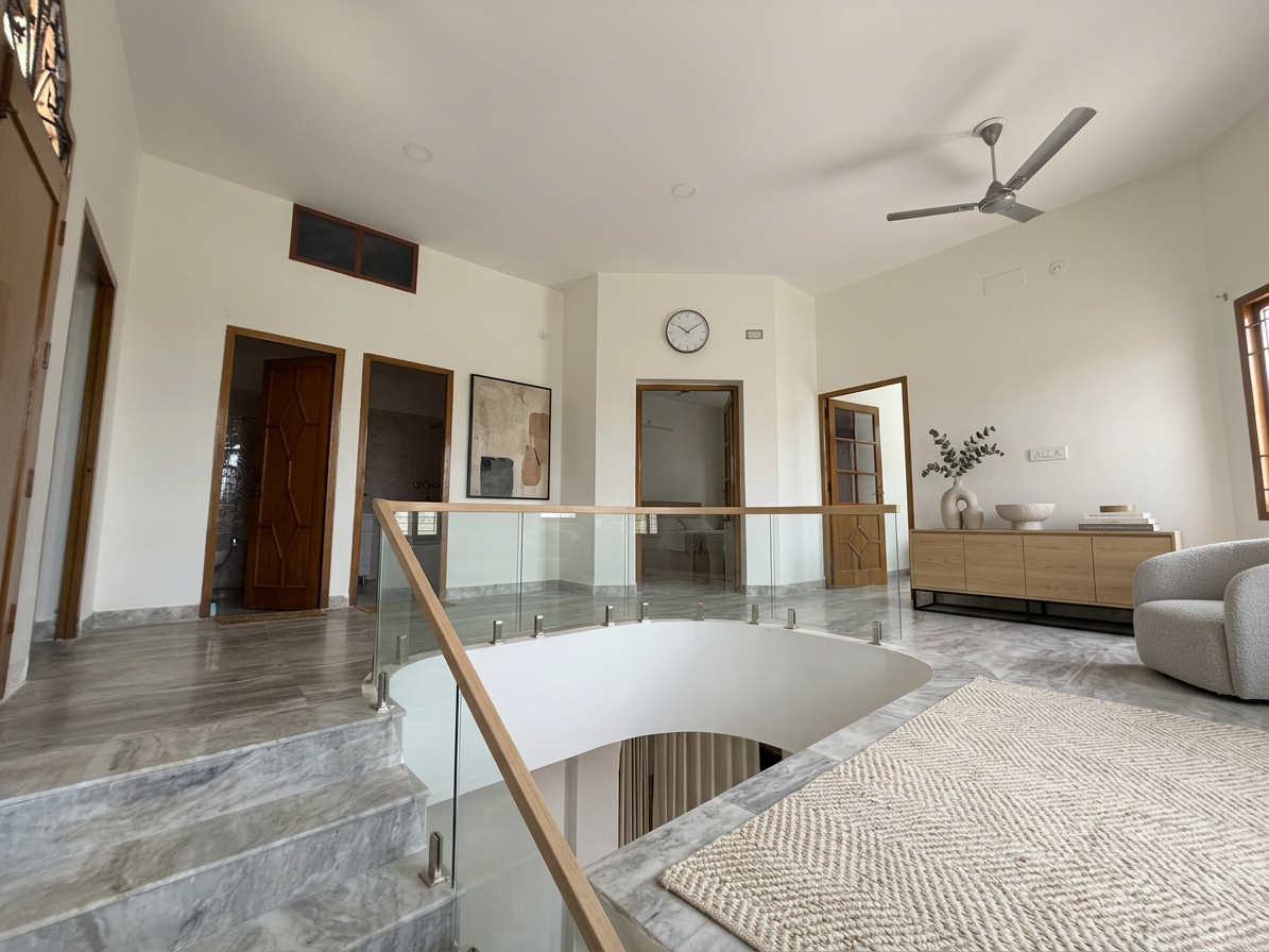 Minimalist Entryway