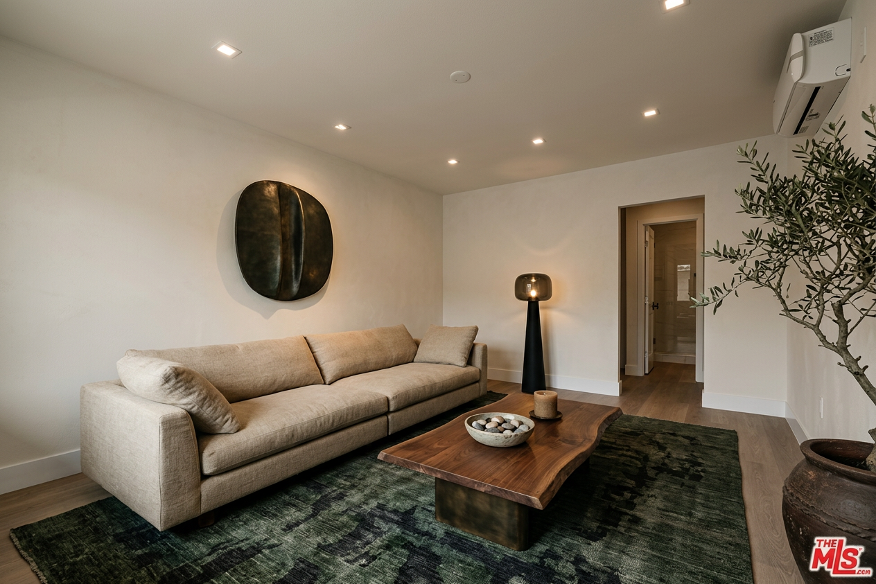 Earthy Minimalism Interior Design