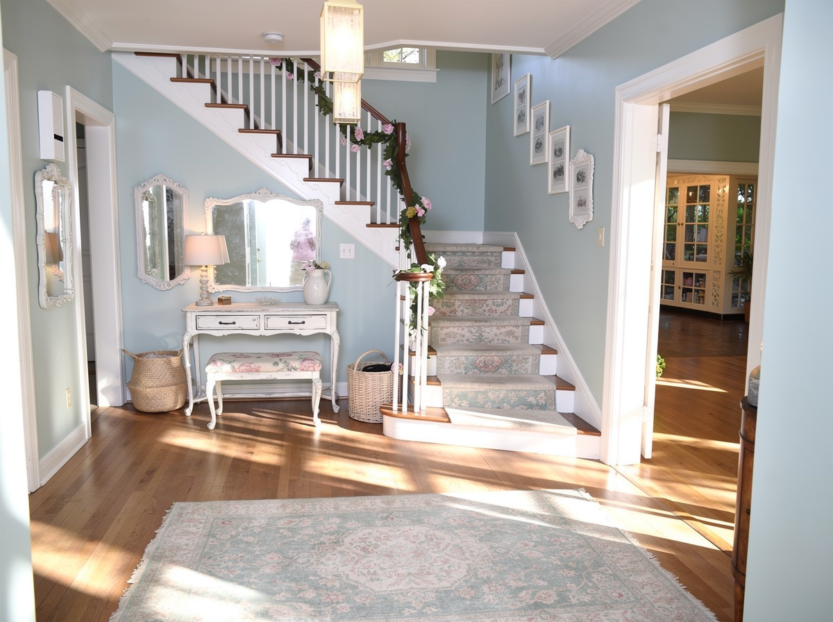 Shabby Chic Entryway